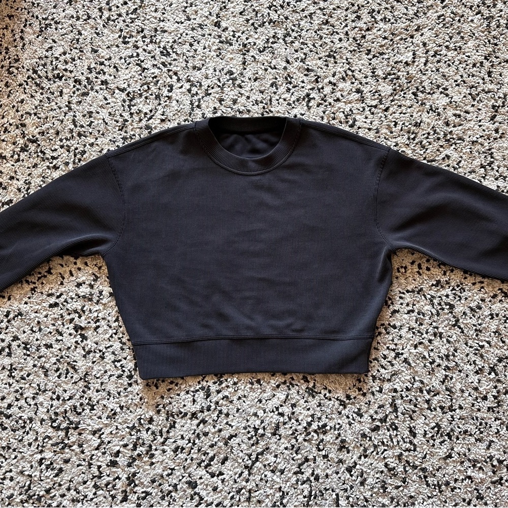 lululemon athletica Black Long Sleeve Top - Picture 2 of 5